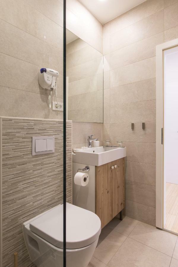 Miro Studio Apartments Ζάγκρεμπ Εξωτερικό φωτογραφία